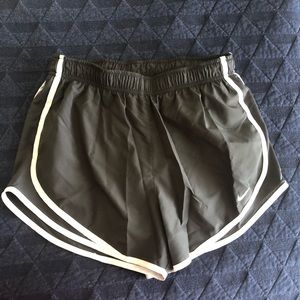 Nike Tempo Shorts Charcoal/White